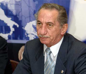 Συγκεκριμένες αλλαγές επί του σχεδίου Ανάν προωθεί ο Τάσσος Παπαδόπουλος