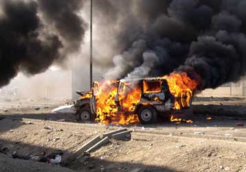 Διπλή επίθεση αυτοκτονίας στη Μοσούλη με δύο νεκρούς και δεκάδες τραυματίες