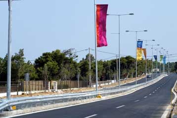 Παραδόθηκε και επισήμως τη Δευτέρα η νέα λεωφόρος Μαραθώνος