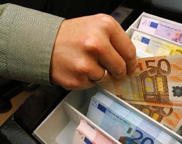 Ξαναρχίζει η εισροή κοινοτικών πόρων για έργα του Γ΄ΚΠΣ