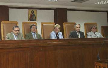 «Συγκοινωνούντα δοχεία τα παρακλάδια του ΕΛΑ» κατά τον εισαγγελέα έδρας