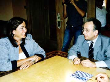 Η Ντόρα Μπακογιάννη θα είναι, τελικώς, υποψήφια για το Πολιτικό Συμβούλιο της ΝΔ