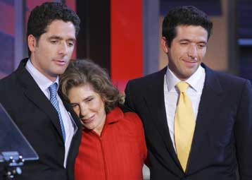 Τις αρετές και το όραμα του Τζον Κέρι εξήγησε «από καρδίας» η σύζυγός του