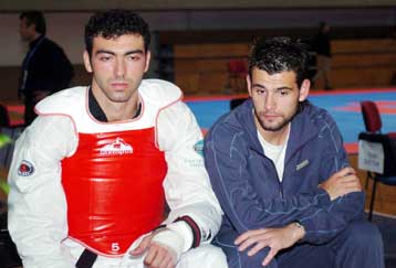 Με τους αθλητές του τάε-κβον-το και πάλης επισκέφτηκε ο Γ. Ορφανός στο Λουτράκι