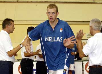 «Κεφάλαιο για το ελληνικό μπάσκετ» ο Τσακαλίδης, ξεκαθαρίζει ο Γιαννάκης