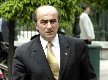 Υποβάθμιση της Γενικής Γραμματείας Απόδημου Ελληνισμού καταγγέλλει η αντιπολίτευση