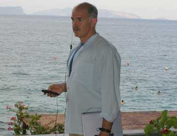 Ολιγοήμερες διακοπές για τους αρχηγούς των κομμάτων