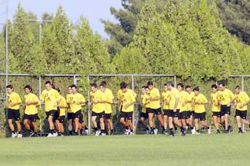 Τον διεθνή Γεωργιανό αμυντικό Βασακίτζε απέκτησε ο Αρης