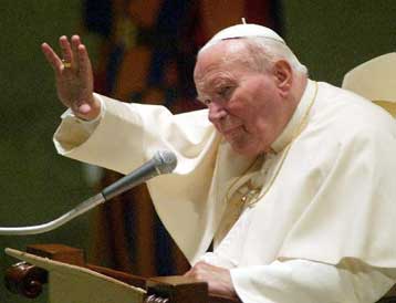 Ο Πάπας καταδικάζει τον ριζοσπαστικό φεμινισμό και την εξομοίωση των φύλων