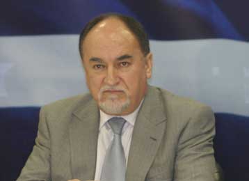 Τη θέσπιση οικογενειακού αφορολογήτου ορίου από το 2005 προωθεί η κυβέρνηση