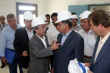 Στο νέο εργοστάσιο ηλεκτροπαραγωγής στο Λασίθι ο υπουργός Ανάπτυξης