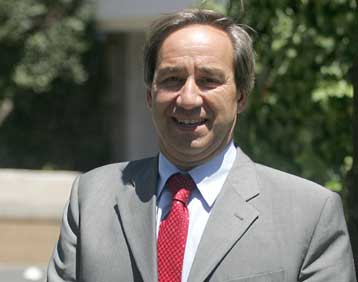 Παρεμβάσεις για την εκτόνωση πιέσεων εξαιτίας του ελλείμματος σχεδιάζει η κυβέρνηση