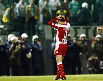 Απερρίφθη η προσφυγή του Χούτου κατά του Ολυμπιακού