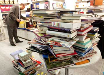 Διευρύνονται τα όρια της νεοελληνικής λογοτεχνίας στο εξωτερικό