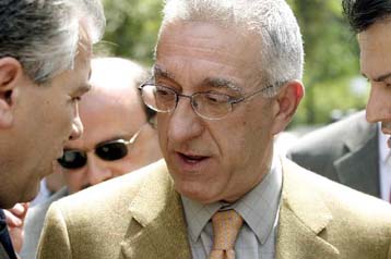 Αναστολή των κινητοποιήσεών τους αποφάσισαν οι εργαζόμενοι στο ΕΚΑΒ Αττικής