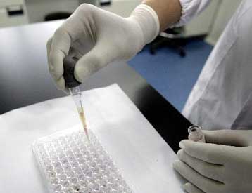 Αντισώματα ίσως προλαμβάνουν και εν μέρει θεραπεύουν την Αλτσχάιμερ