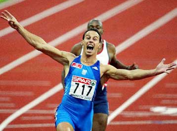 «Κοντά» στο βωμό του ΟΑΚΑ ο Κώστας Κεντέρης ως τελευταίος λαμπαδηδρόμος