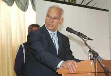 «Ως μη όφειλε» η ΝΔ κατέβαλε αντίτιμο για τη χρήση του ελικοπτέρου από τον πρωθυπουργό