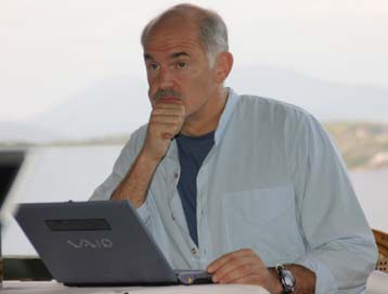 Το Σάββατο παίρνει εξιτήριο από το νοσοκομείο ο πρόεδρος του ΠΑΣΟΚ