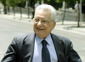 Ο Πέτρος Μολυβιάτης ισχυρή υποψηφιότητα για το αξίωμα του Προέδρου της Δημοκρατίας