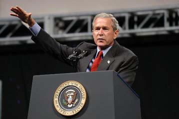 Ο Μπους υπεραμύνεται του συναγερμού για τρομοκρατία και απορρίπτει σκοπιμότητες