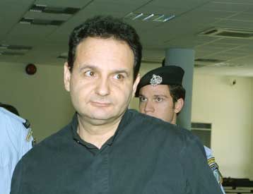 Απεργία πείνας διαρκείας ξεκινά ο Β.Τζωρτζάτος διαμαρτυρόμενος για το χώρο προαυλισμού