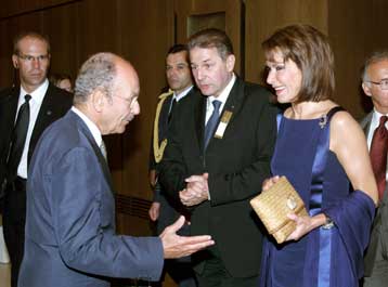 Προσκεκλημένος στη δεξίωση του Προέδρου της Δημοκρατίας και ο τέως βασιλιάς