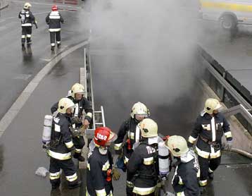 Πυρκαγιά σε σήραγγα του μετρό στο Βερολίνο