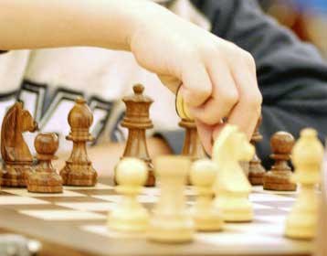 Οι μετρ στο σκάκι προσπαθούν να «αυτοδιαψεύδονται»