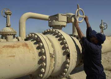 Νέο ρεκόρ του αμερικανικού αργού στα 45 δολάρια το βαρέλι