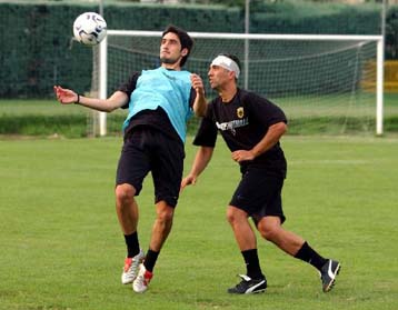 Πρόβα 11άδας για την ΑΕΚ το φιλικό με τη Μάντοβα – Στον Λυμπερόπουλο το περιβραχιόνιο