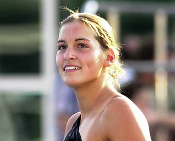 «Κατασκήνωσε» στο Ολυμπιακό Χωριό η ελληνική ομάδα κολύμβησης