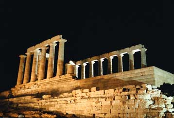 Με φως «πλημμυρίζει» από την Τετάρτη ο Ναός του Ποσειδώνα στο Σούνιο