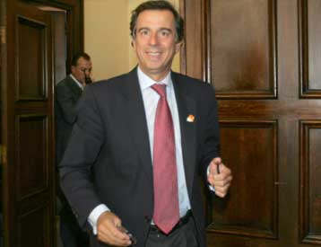 Διαψεύδεται «δήλωση» Λιάπη ότι χωρίς αλλαγή κυβέρνησης δεν θα είχαν γίνει Αγώνες