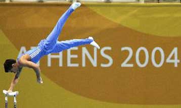 Πλήθος θεατών στην επίσημη προπόνηση Ταμπάκου και Μάρα