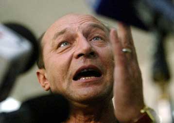 Σκάνδαλο διαφθοράς στη Ρουμανία με πρωταγωνιστές 80 πρώην υψηλόβαθμους αξιωματούχους