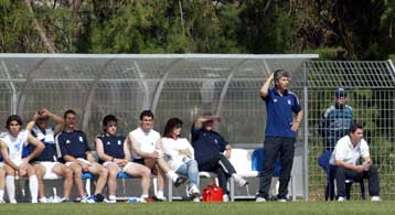 Τις επιλογές του για το φιλικό της Ελπίδων με την Τσεχία ανακοίνωσε ο Μανωλάς