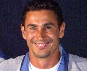 Έξι κορυφαίοι Ελληνες αθλητές θα εισέλθουν ως λαμπαδηδρόμοι στο Ολυμπιακό Στάδιο