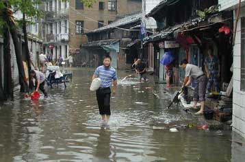 Τουλάχιστον 115 νεκρούς άφησε πίσω του ο τυφώνας Ρανανίμ στην Κίνα
