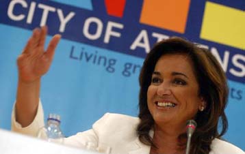 Βεβαίως θα επιθυμούσα να γίνω πρωθυπουργός, παραδέχεται η Ντόρα Μπακογιάννη