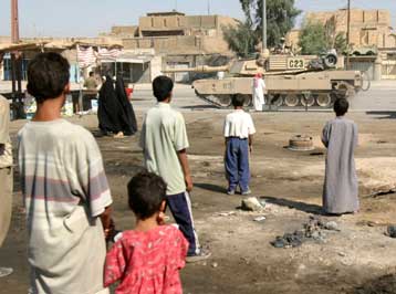 Δεκάδες θύματα από βομβαρδισμούς στη Σαμάρα και μάχες στη Χίλα