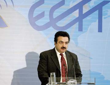 Μειώσεις τιμών έρχονται στα τέλη της κινητής τηλεφωνίας