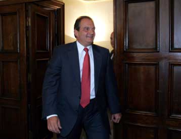 Εγκαίνια του Περιπτέρου Ολυμπιακής Εκεχειρίας παρουσία του πρωθυπουργού