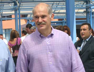 Το Διεθνές Ραδιοτηλεοπτικό Κέντρο στο ΟΑΚΑ επισκέφθηκε ο Γ.Παπανδρέου