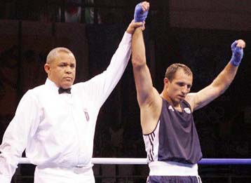 Στον επόμενο γύρο προκρίθηκε ο Παυλίδης στην πυγμαχία – Αποκλείστηκε ο Γαζής