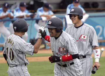 Μεγάλη νίκη της Ιαπωνίας επί της Ιταλίας στο μπέιζμπολ – Νίκες για Κούβα και Καναδά