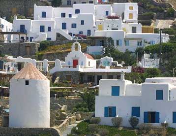 Πτώση από 30%-50% της τουριστικής κίνησης στα νησιά την Ολυμπιακή χρονιά