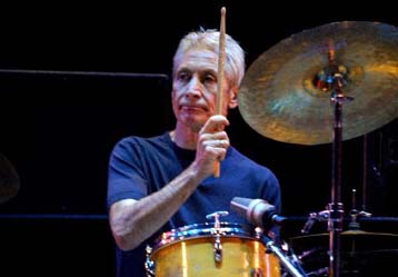 Ευοίωνη προοπτική στη μάχη του ντράμερ των Rolling Stones με τον καρκίνο