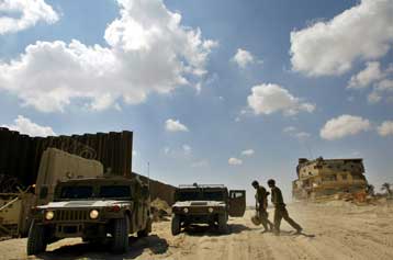 Επίθεση ισραηλινών ελικοπτέρων με ρουκέτες στη Γάζα