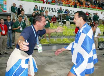 Αναβολή της απολογίας Κεντέρη, Θάνου για 48 ώρες-Συνεδριάζει απόψε η Εκτελεστική